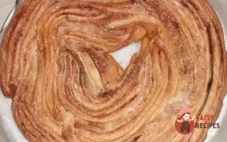 Булка З Корицею
