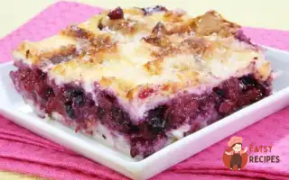 Хлібна Шарлотка З Чорною Смородиною