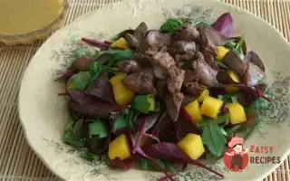 Салат З Манго Та Курячою Печінкою