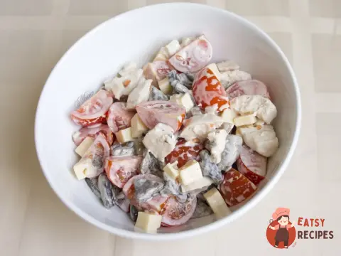 Салат з курячою грудкою та язиком «Копчений Ральф»
