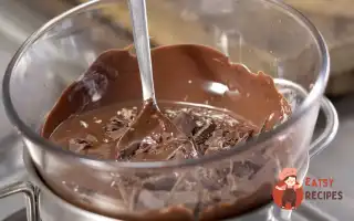 Полуниця У Шоколадній Глазурі З Кардамоном