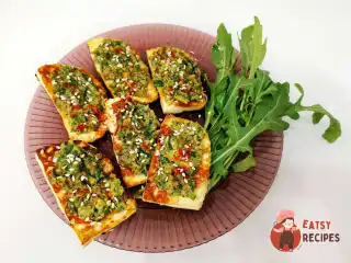 Закуска з адигейського сиру з песто соусом