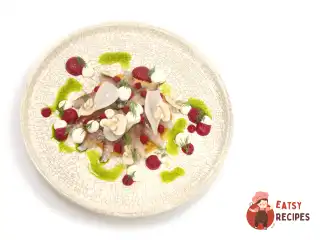 Оселедець з картоплею, цибулею та буряком по-датському