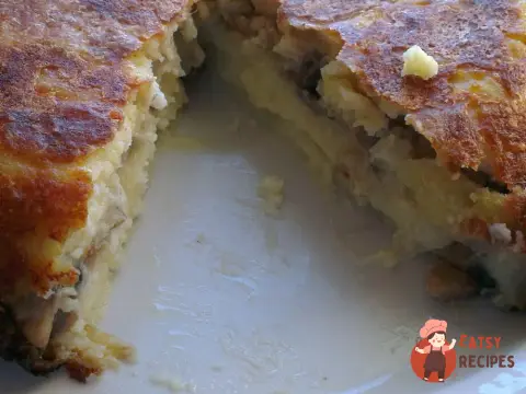 Картопляна запіканка з грибами в мультиварці