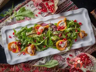 Пелюстки з хурми з сиром