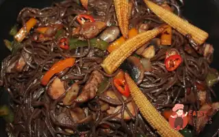 Гречана Локшина З Куркою-Теріяки