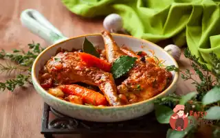 Рагу Із Кролика Зі Сливами