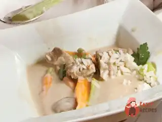 Телятина у вершковому соусі