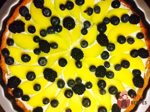 Манговий тарт з маскарпоне