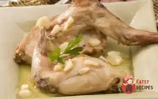 Кролик Зі Сметаною Та Грибами