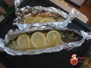 Щука, запечена у фользі