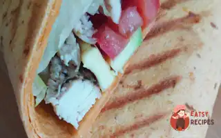 Тортілья З Куркою, Помідорами Та Авокадо На Грилі.