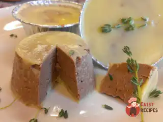 Паштет з курячої печінки з чебрецем та коньяком (Pâté au foie de poulet)