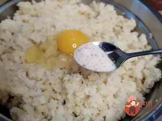 Крок 8: Капустяні котлети з часниковим соусом