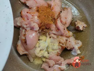 Крок 5: Пиріг з пряною куркою та пекінською капустою