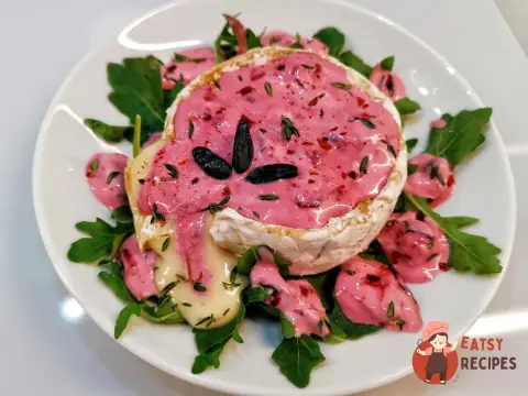 Сир бри з ягідним кремом