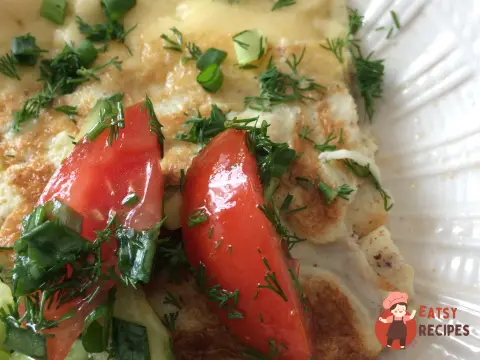 Класичний французький омлет із сиром
