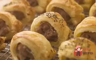 Сосиски У Тесті З Кунжутом Та Маком