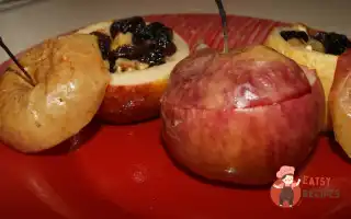 Яблука, Запечені З Родзинками Та Горіхами