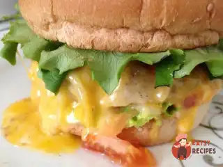 Чікенбургер з гірчицею