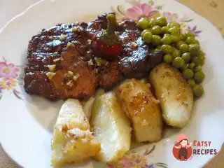 Свинина у медовій глазурі