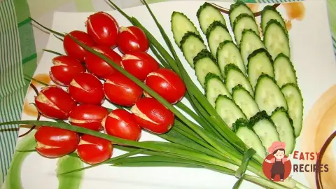 Салат з шампіньйонами та фруктами