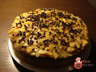 Яблучний торт із сиром маскарпоне