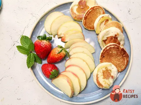 Млинці з яблуком