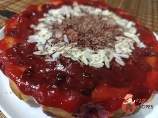 Сирний пиріг зі сливами