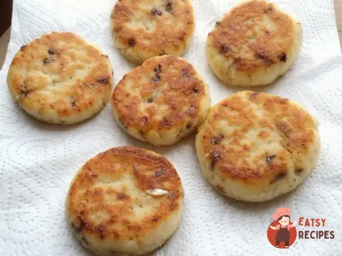 Сирники з в'яленими помідорами