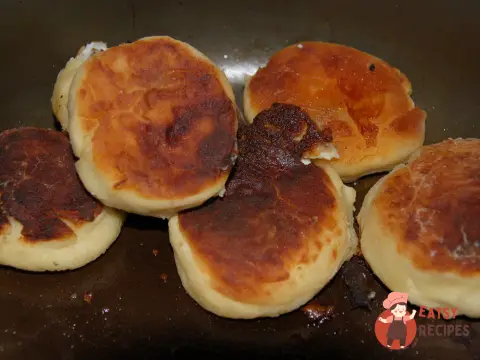 Сирники з сирною масою