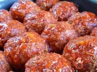 М'ясні їжачки з гречкою