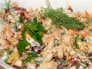 Індійський салат зі спаржею та квасолею