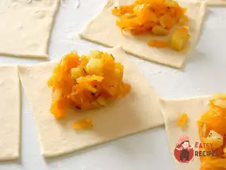 Манти з гарбузом та салом