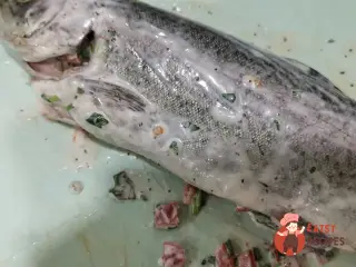Крок 7: Форель по-чорноморськи