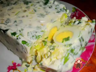Салат-желе з вареними яйцями