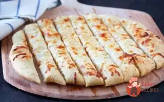 Сирно-Часникові Пивні Палички