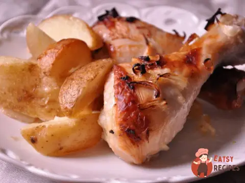 Картопля з куркою в мультиварці