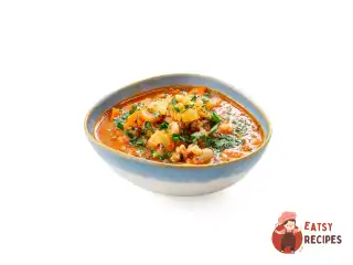 Пісний суп із полбою та квасолею