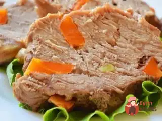 Телятина запечена під гірчичним маринадом