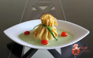Млинці З Соусом Зі Спаржі