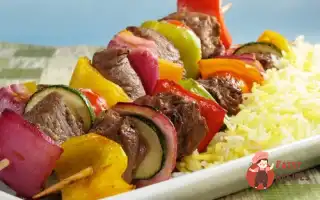 Яловичі Шашлики На Грилі З Зеленими Перцями І Цукіні