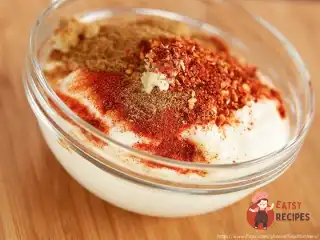 Пряний йогуртовий маринад з індійськими спеціями