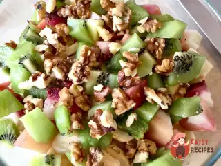 Салат фруктовий