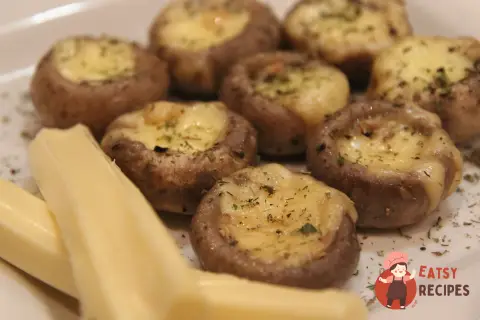 Печериці з сулугуні