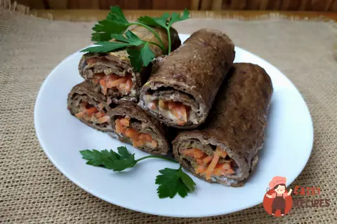 Печінкові млинці з морквою в корейці