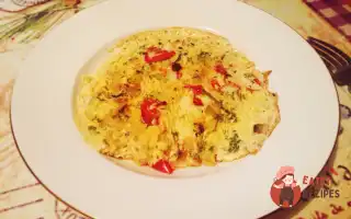 Омлет Із Цибулею-Пореєм Та Помідорами