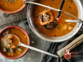 Угорський гуляш на качиному жирі