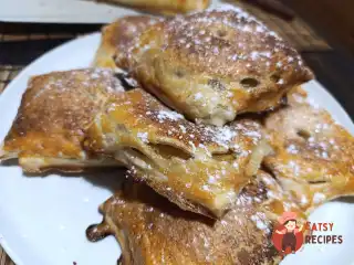 Слойки з яблуком