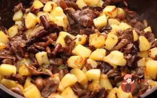 Картопля З Опеньками В Сметані
